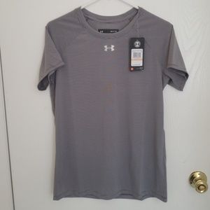 Under armour heat gear workout shirt.